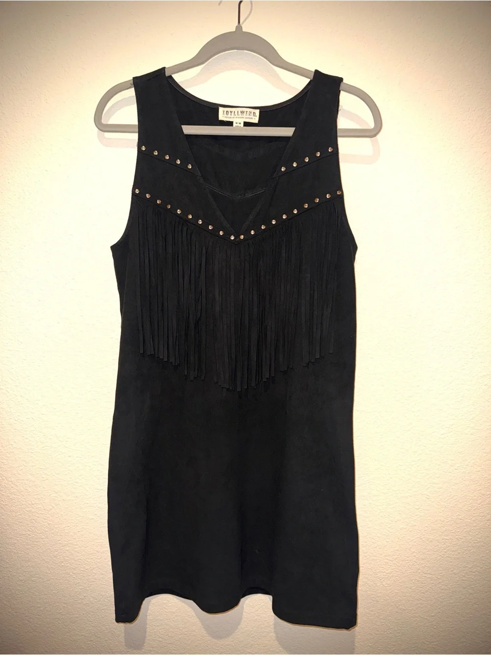 IDYLLWIND Fueled by Miranda Lambert Black Fringe V-Neck Sleeveless Dress (med)